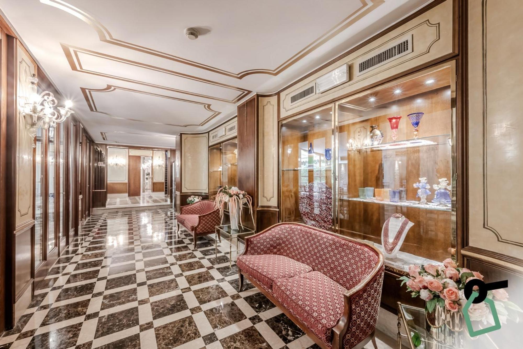 Hotiday Collection - Santa Lucia Hotel Venecia